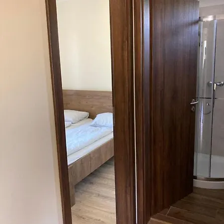 Semesterbostad Konrad Balatonmáriafürdő