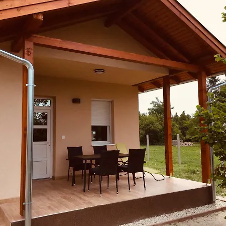Konrad Holiday home Balatonmariafurdo