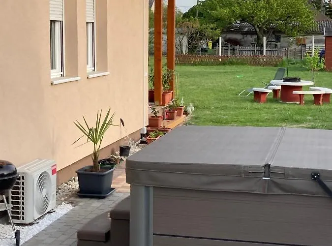 Konrad Balatonmáriafürdő